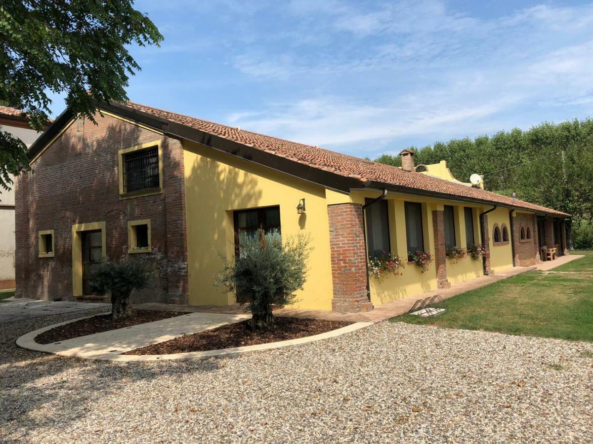 Agriturismo La Bicocca Sermide Exterior foto